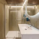 Hotel L'escale Royale - Marne La Vallee