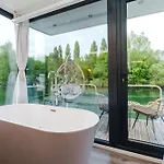 L'escale Royale - Marne La Vallee Hotel