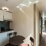 Hotel L'escale Royale - Marne La Vallee *