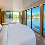 Hotel L'escale Royale - Marne La Vallee *