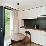 L'escale Royale - Marne La Vallee Hotel *