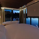 L'escale Royale - Marne La Vallee Torcy (Seine-et-Marne)